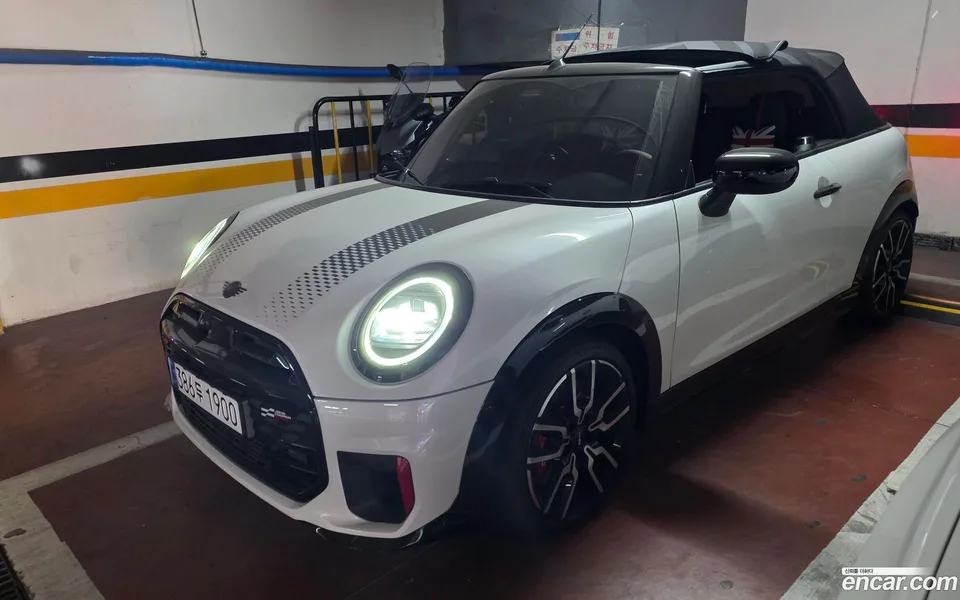 MINI Cooper S Convertible JCW 2025 — миниатюра 4