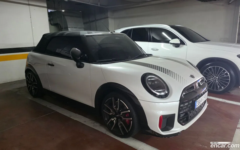 MINI Cooper S Convertible JCW 2025 — миниатюра 5
