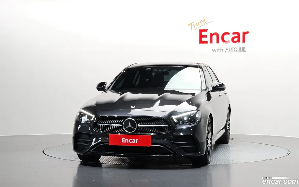 Mercedes-Benz E-Class E350 4MATIC AMG Line 2023 — миниатюра 3