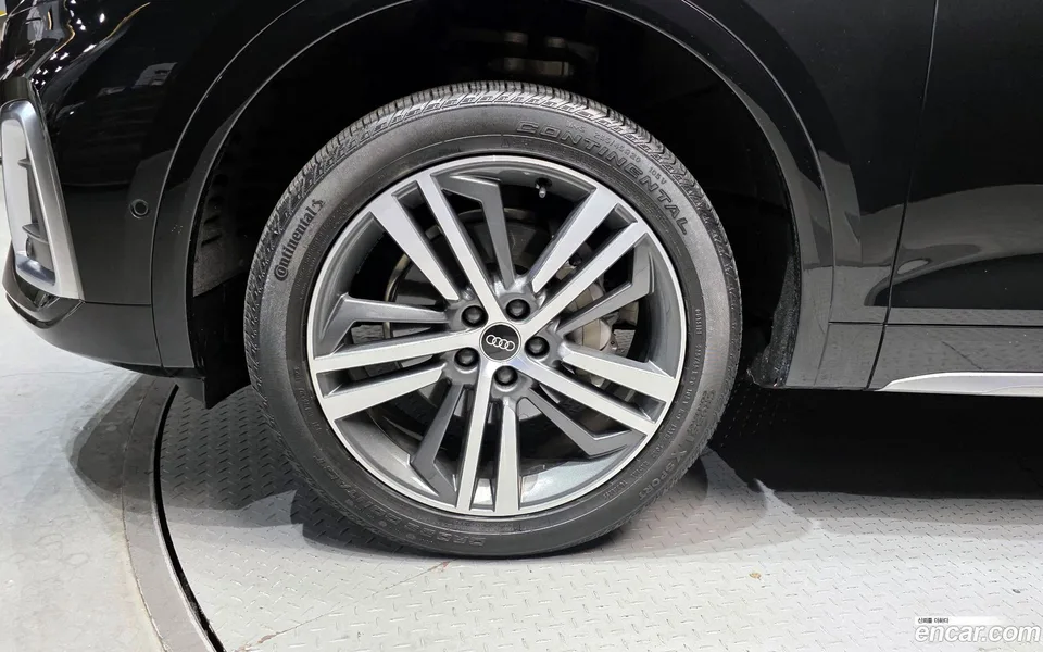 Audi Q5 45 TFSI 2022 — миниатюра 2
