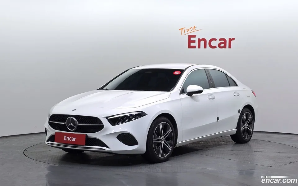 Mercedes-Benz A-Class A220 2024 — фото 1, купить с доставкой в Москву