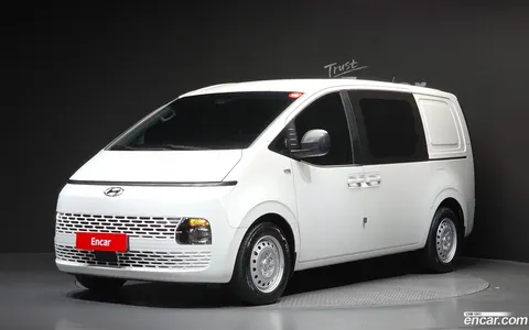 Hyundai Staria 2024 купить в Москве