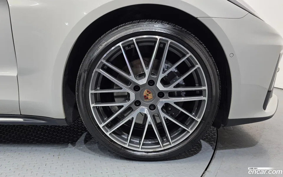 Porsche Panamera (976) 2.9 AWD 2024 — миниатюра 2