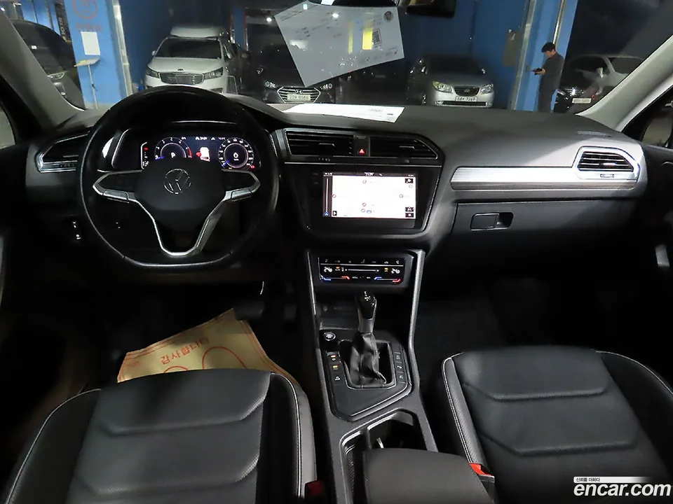 Volkswagen Tiguan Allspace 2.0 TSI 2022 — миниатюра 2