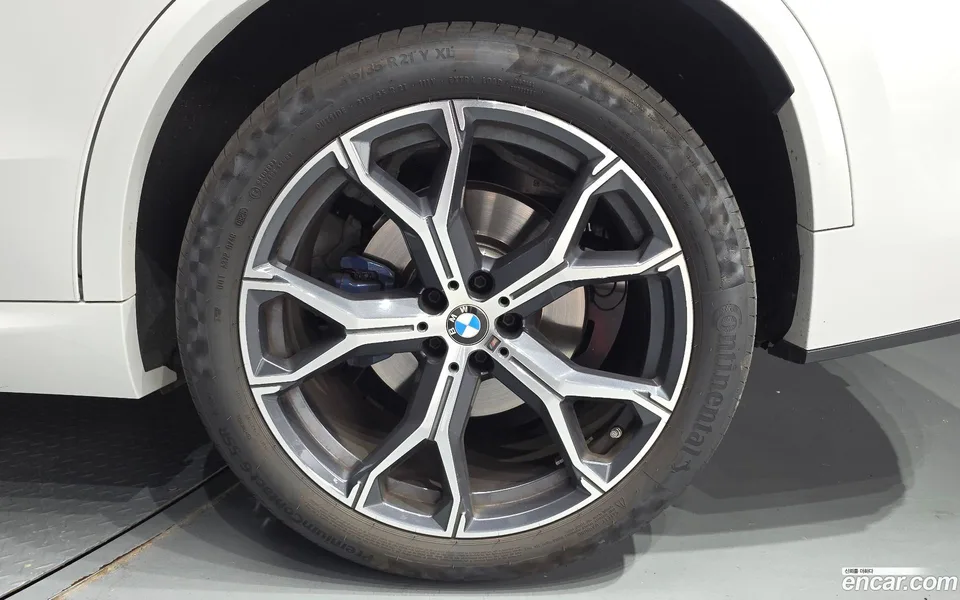 BMW X5 xDrive 30d M 2025 — миниатюра 2