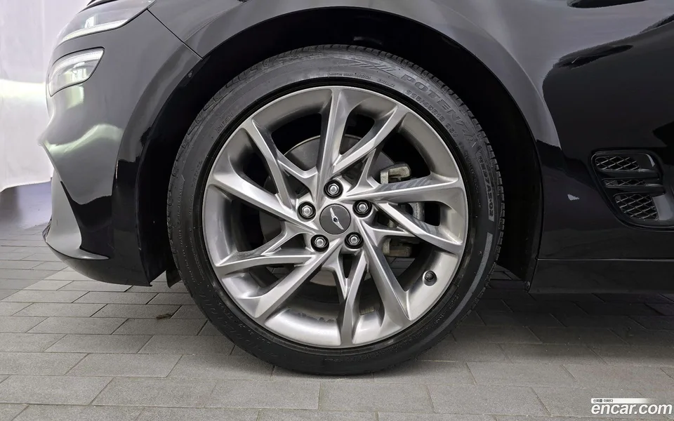 Genesis G70 2.0T 2WD 2022 — миниатюра 5