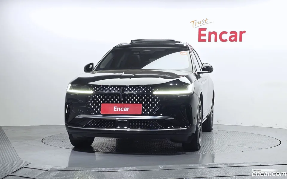 Lincoln Nautilus 2.0 AWD 2023 — миниатюра 3