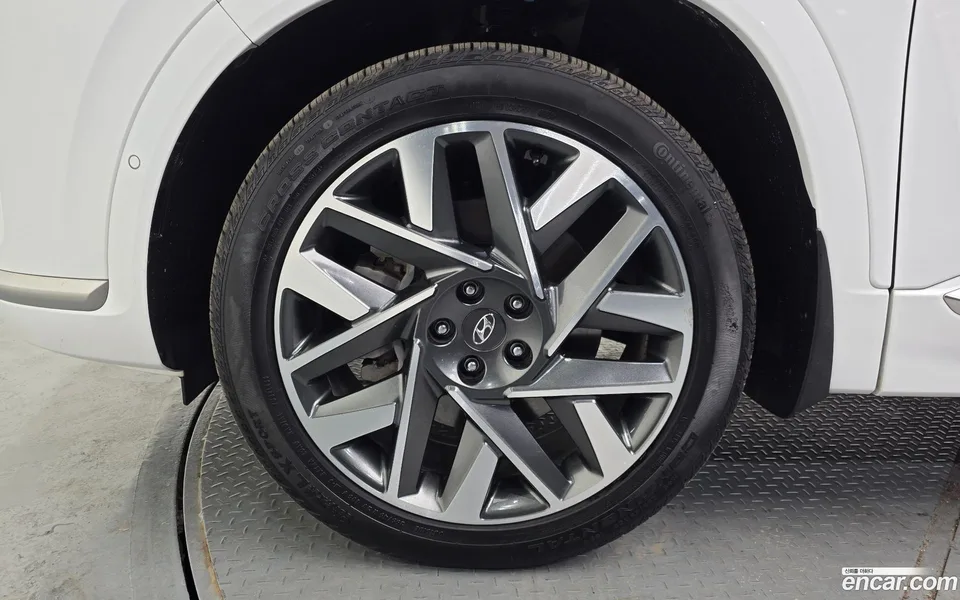 Hyundai SantaFe 2.5T 2WD 2022 — миниатюра 2