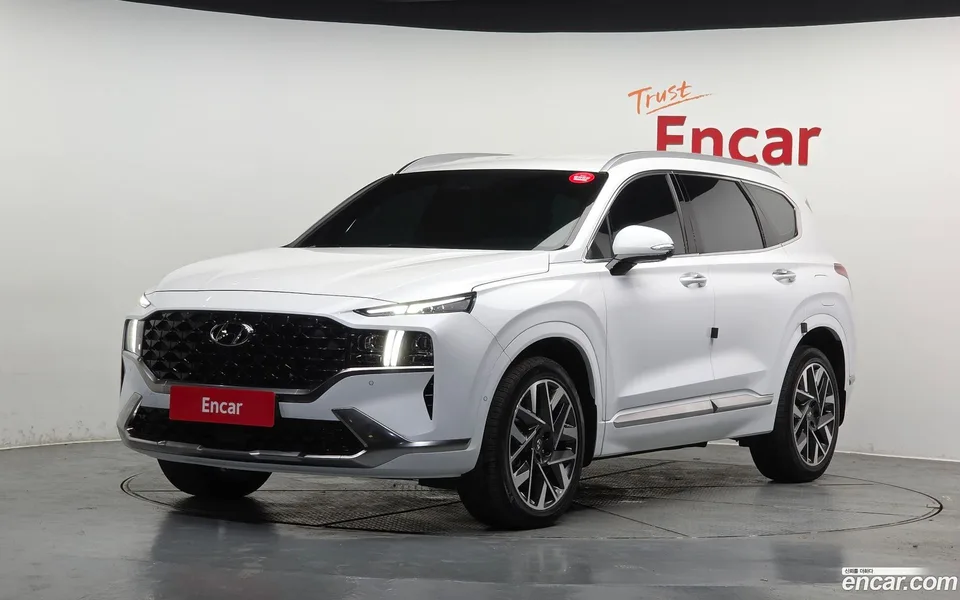 Hyundai SantaFe 2.5T 2WD 2022 — фото 1, купить с доставкой в Москву