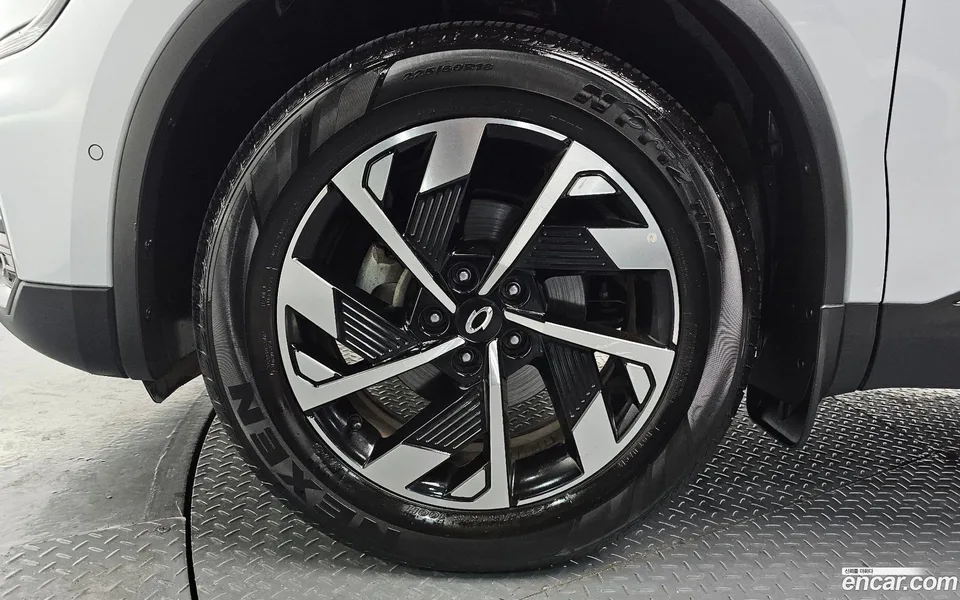Renault Samsung QM6 2.0 LPe 2WD 2023 — миниатюра 2