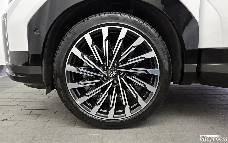 Hyundai SantaFe 2.5T 2WD 2024 — миниатюра 5