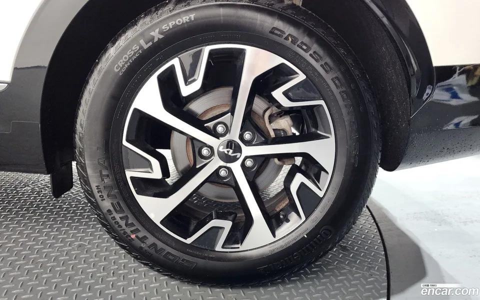 Kia Sportage Hybrid 2WD 2023 — миниатюра 5