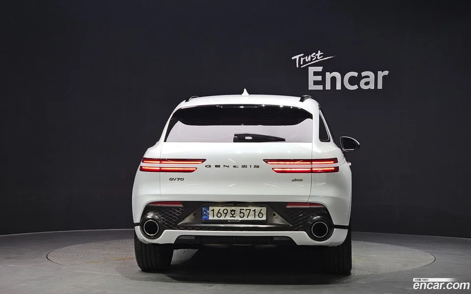 Genesis GV70 2.5T AWD 2022 — миниатюра 4