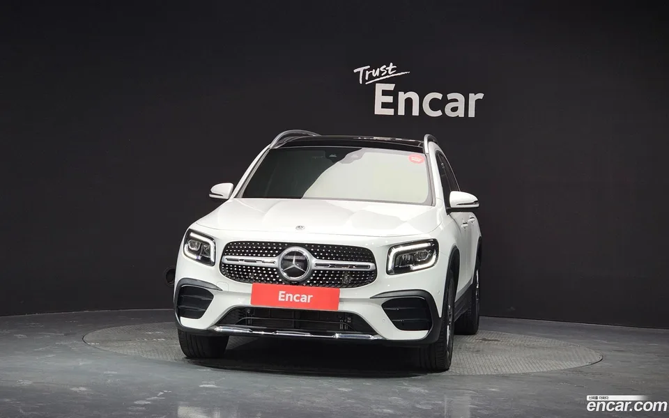 Mercedes-Benz GLB-Class GLB250 4MATIC 2023 — миниатюра 3