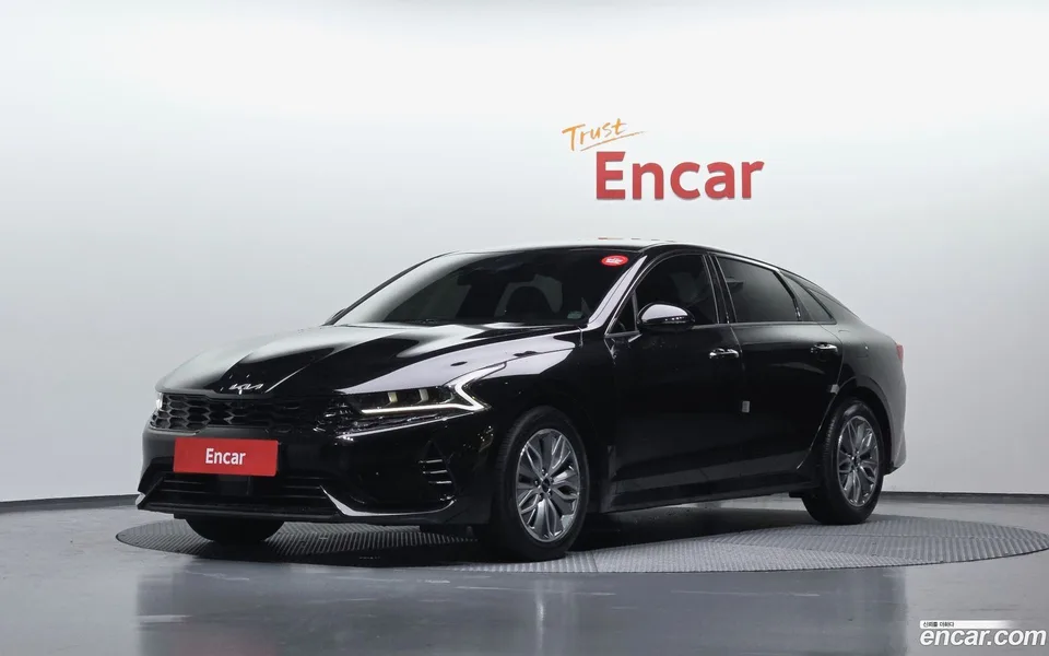 Kia K5 Hybrid 2023