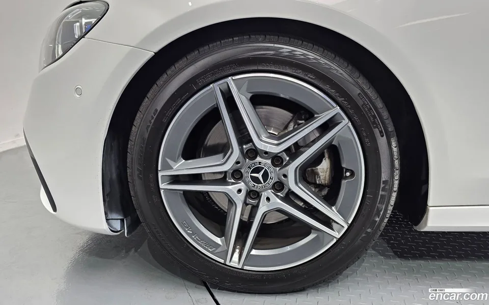 Mercedes-Benz E-Class E250 AMG Line 2022 — миниатюра 5