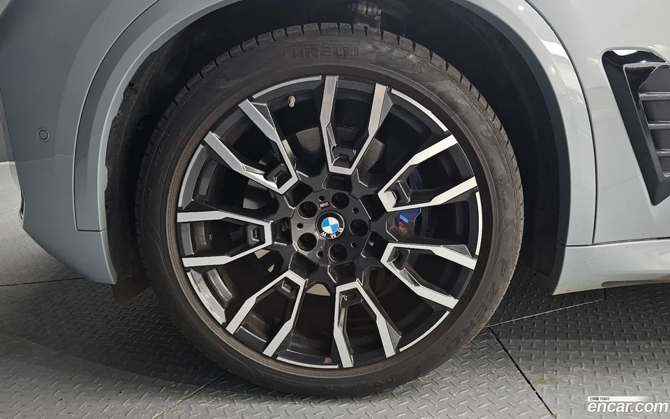 BMW X5 xDrive 30d M 2025 — миниатюра 2