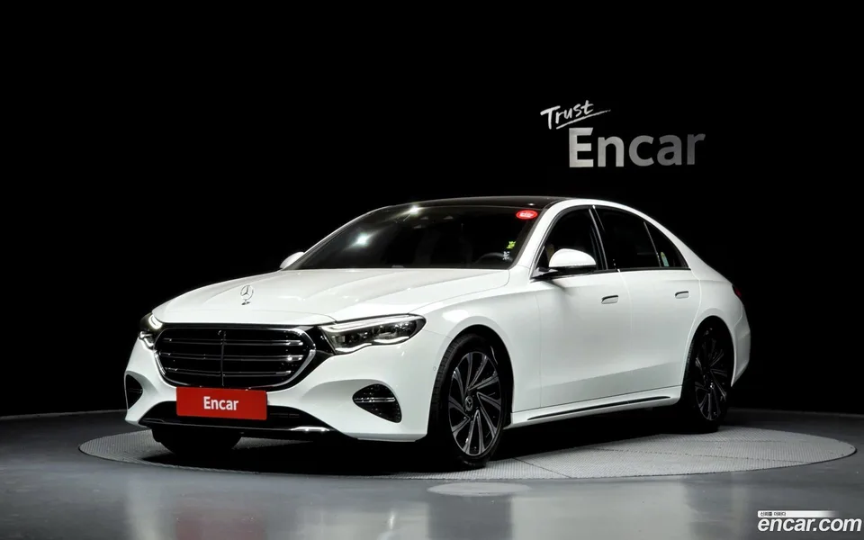 Mercedes-Benz E-Class 2025