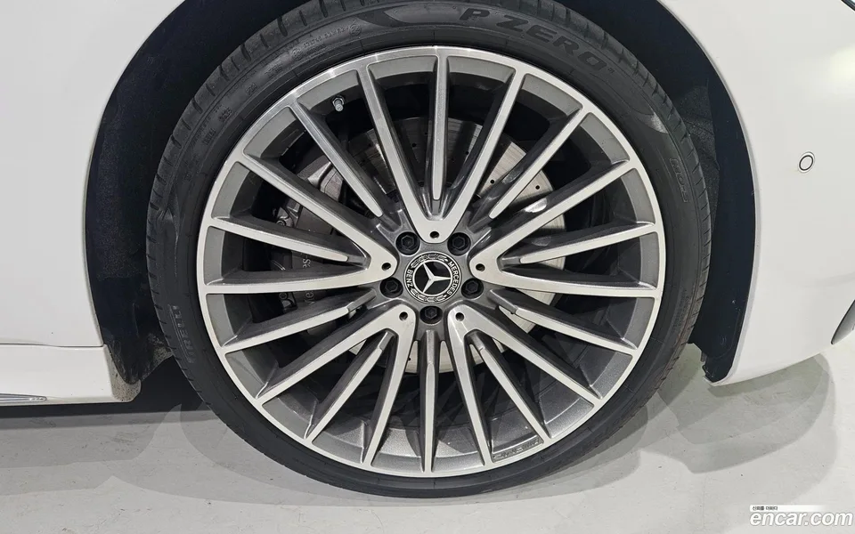 Mercedes-Benz S-Class S500L 4MATIC 2025 — миниатюра 5