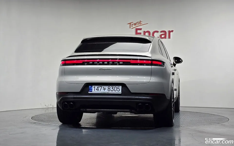 Porsche Cayenne 3.0 E- 2025 — миниатюра 4