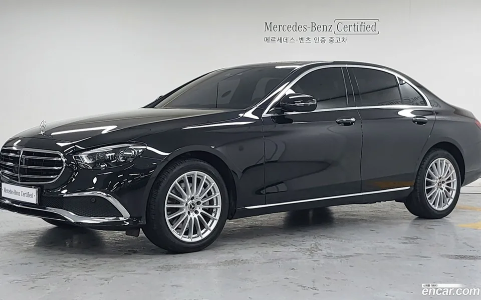 Mercedes-Benz E-Class E250 2023 — фото 1, купить с доставкой в Москву