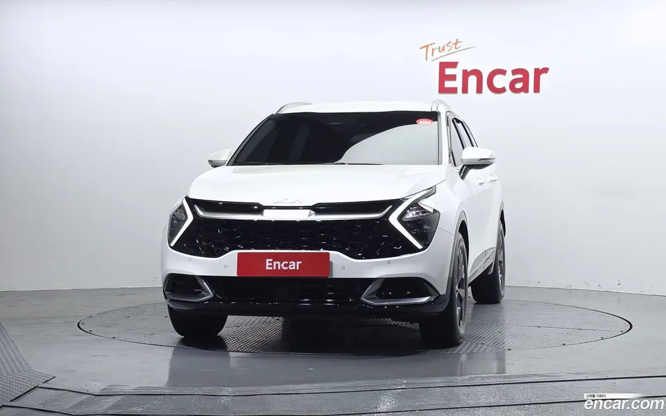 Kia Sportage 1.6 4WD 2023 — миниатюра 3