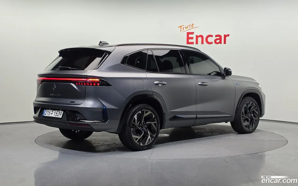 Renault Samsung Grand Koleos 1.5 E-TECH 2WD 2024 — фото 1, купить с доставкой в Москву