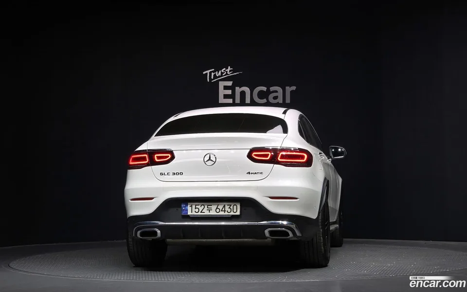 Mercedes-Benz GLC-Class GLC300 4MATIC 2023 — миниатюра 4