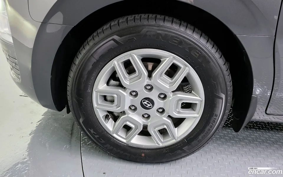 Hyundai Staria 3 2025 — миниатюра 5