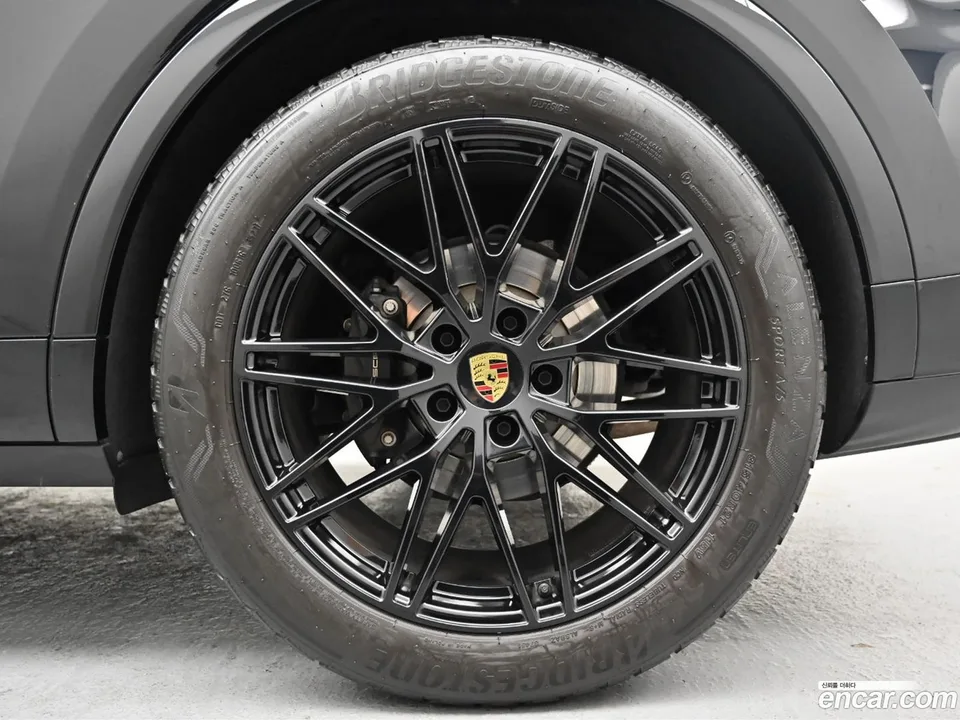 Porsche Cayenne 3.0 2023 — миниатюра 5