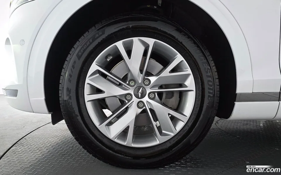 Genesis GV70 2.5T AWD 2022 — миниатюра 2