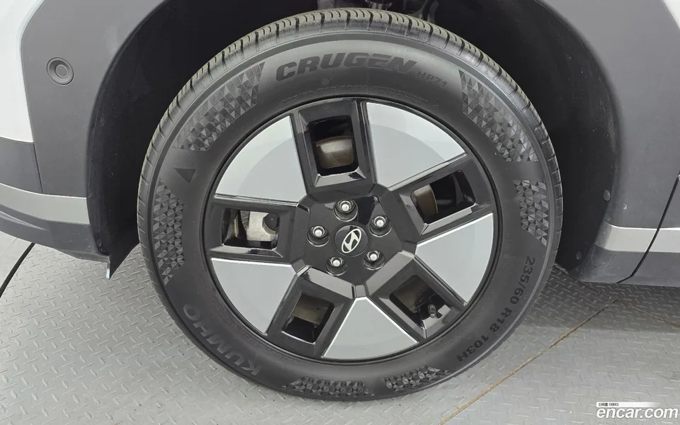 Hyundai SantaFe HEV 1.6 2WD 2024 — миниатюра 5