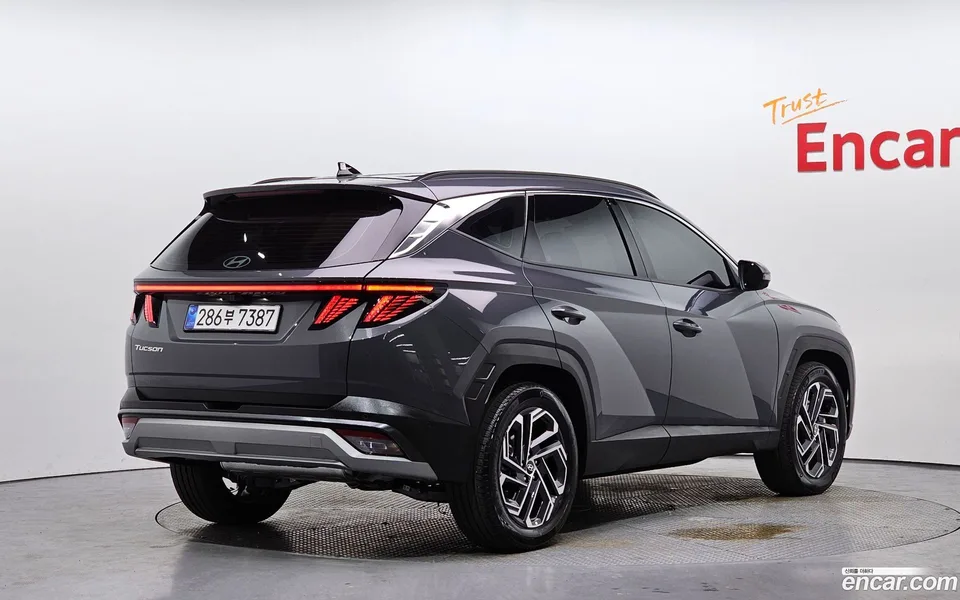 Hyundai Tucson NX4 1.6 2WD 2025 — миниатюра 2