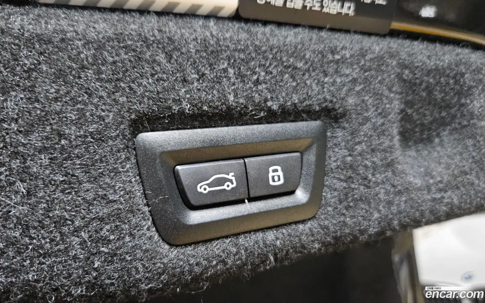 BMW 5 Series 520i 2024 — миниатюра 2