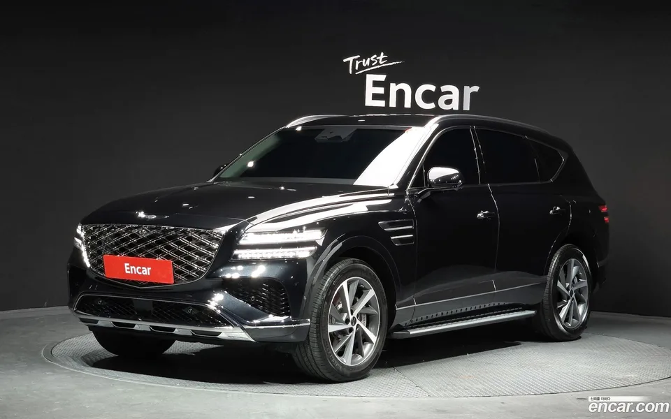 Genesis GV80 2.5T 2WD 2025 — фото 1, купить с доставкой в Москву