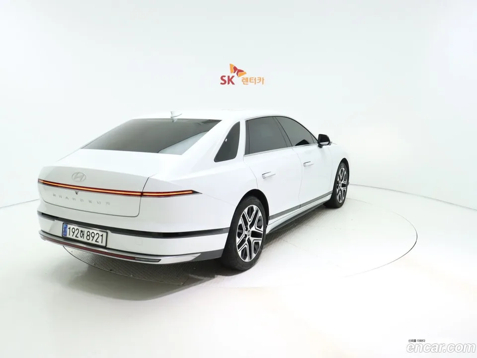 Hyundai Grandeur 2.5 2WD 2023 — миниатюра 3