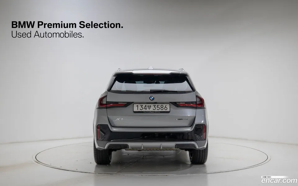 BMW X1 xDrive 20i M 2025 — миниатюра 4