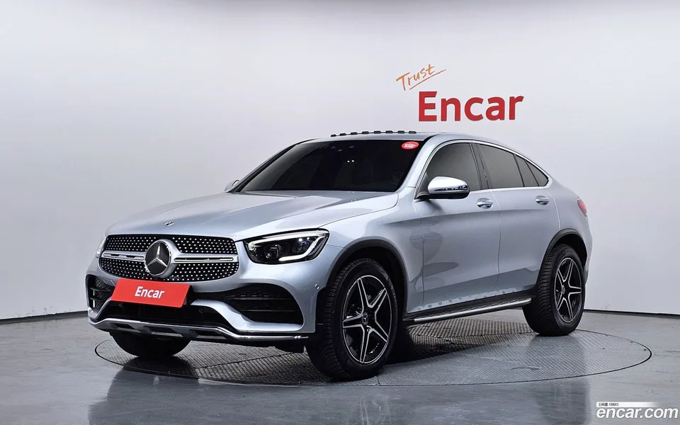Mercedes-Benz GLC-Class GLC300 4MATIC 2023 — фото 1, купить с доставкой в Москву