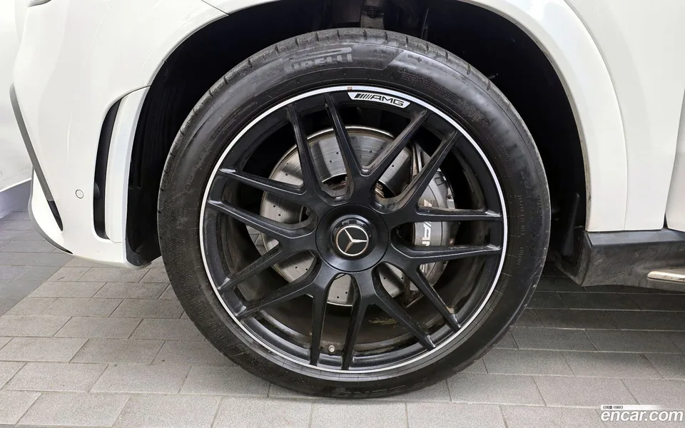 Mercedes-Benz GLE-Class AMG GLE53 4MATIC+ 2022 — миниатюра 2
