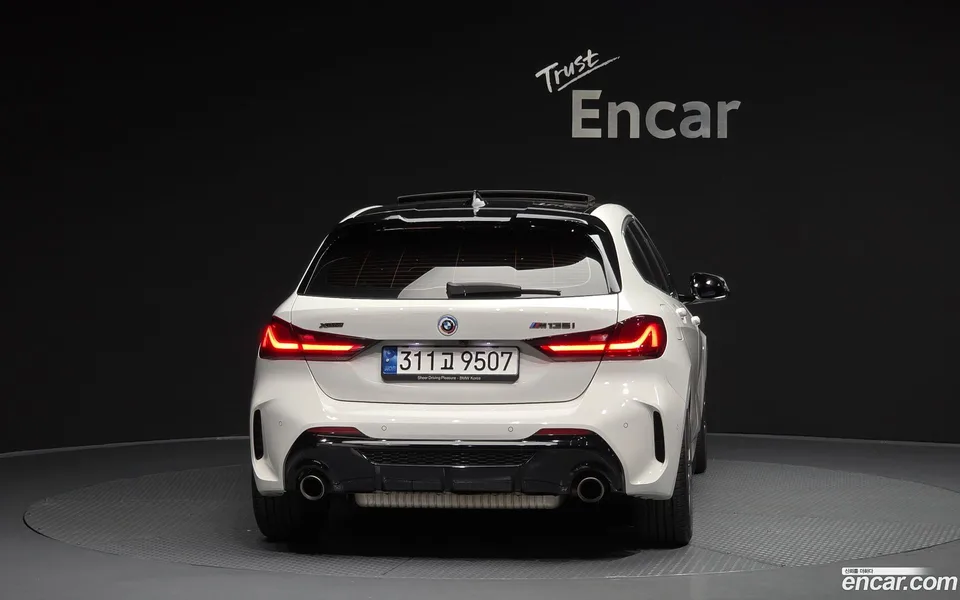 BMW 1 Series M135i xDrive 2022 — thumbnail 4