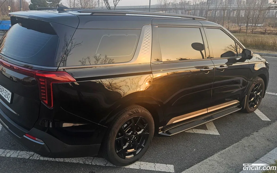 Kia Carnival HEV 7 2024 — миниатюра 2