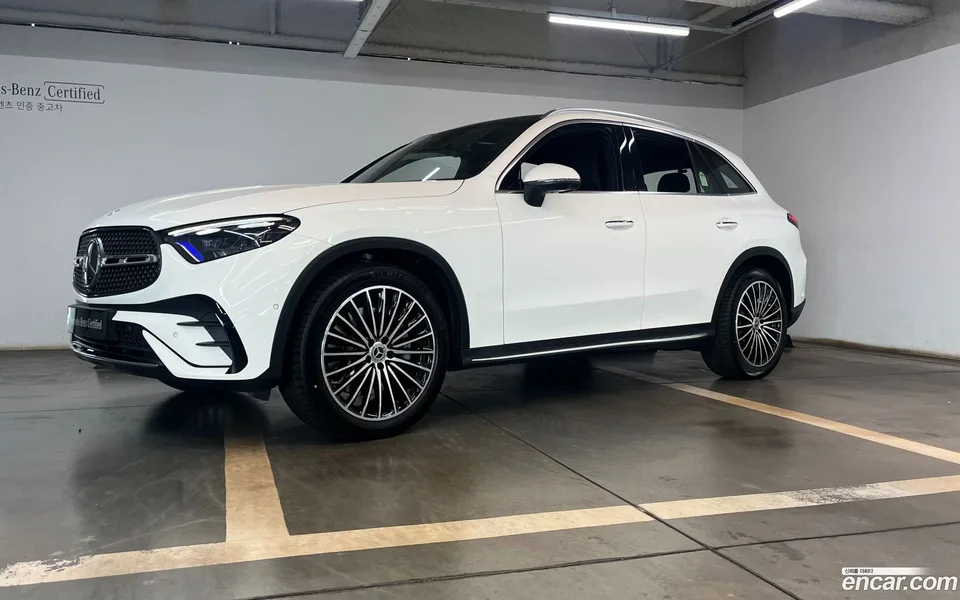 Mercedes-Benz GLC-Class GLC300 4MATIC AMG Line 2025 — фото 1, купить с доставкой в Москву