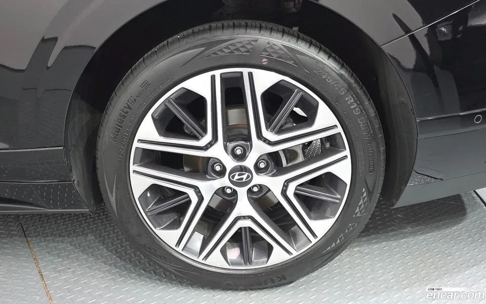 Hyundai Grandeur 2.5 2WD 2024 — миниатюра 5