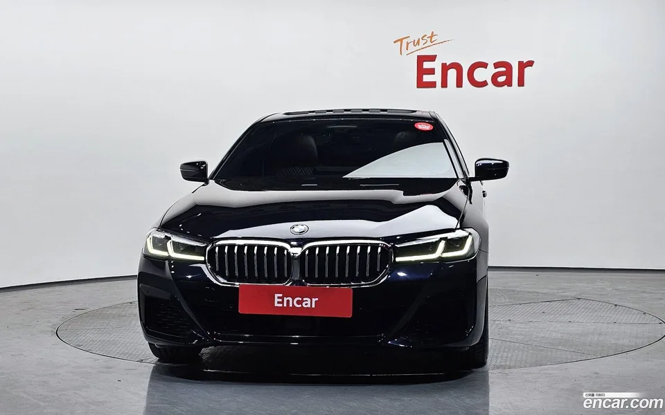 BMW 5 Series 530i M 2022 — миниатюра 3