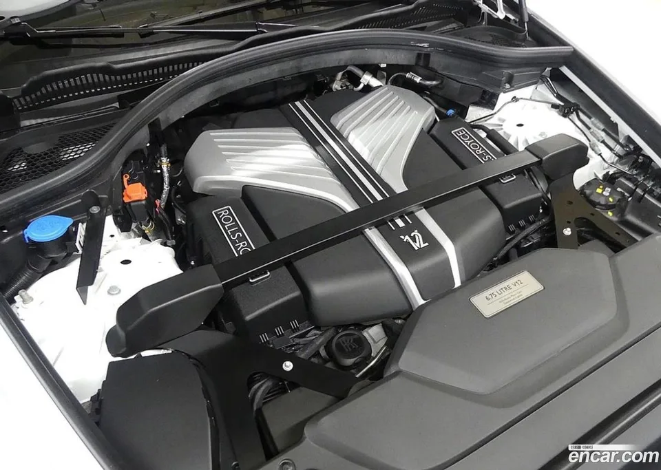 Rolls-Royce Cullinan 6.7 V12 2023 — миниатюра 2