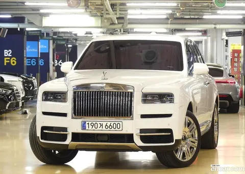 Rolls-Royce Cullinan 2023 купить в Москве