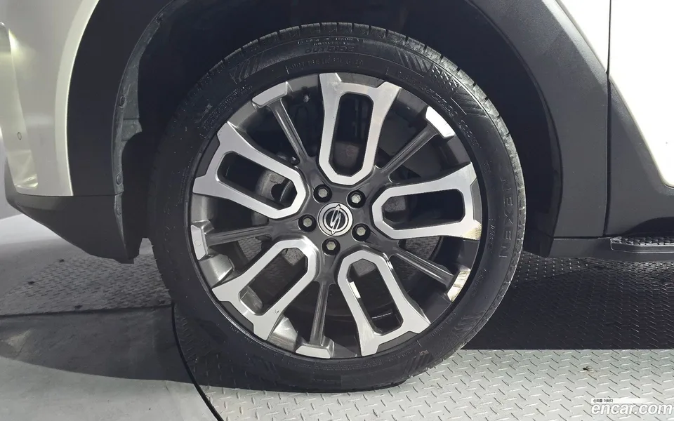 KG Mobility Torres 1.5 2WD 2022 — миниатюра 2