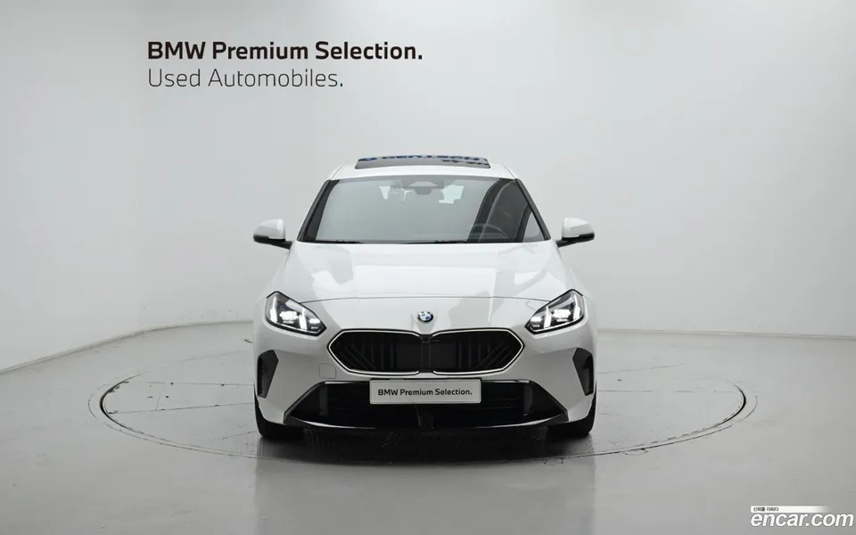 BMW 1 Series 120 M 2025 — миниатюра 3