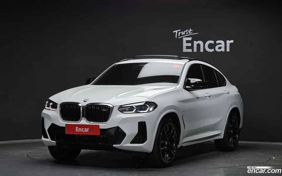 BMW X4 xDrive M40i 2025 — photo 1, buy with delivery to Moscow