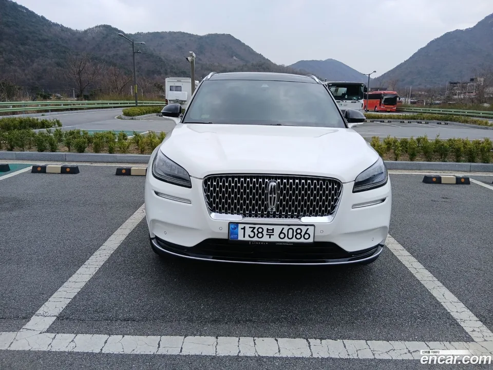 Lincoln Corsair 2.0 AWD 2022 — миниатюра 4